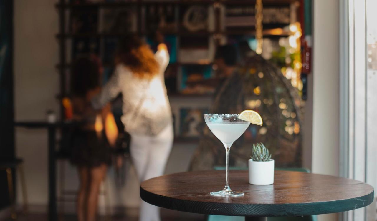 San Juan Hotel Маями Бийч Екстериор снимка